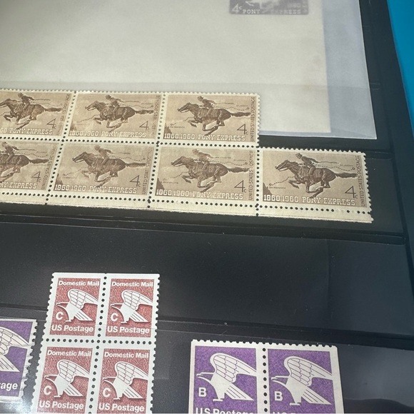 Vintage U.S. Airmail & Pony Express Stamp Lot (Mostly Unused) - Picture 13 of 16